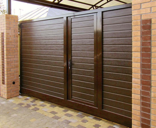 Ворота с калиткой в Новоалександровске