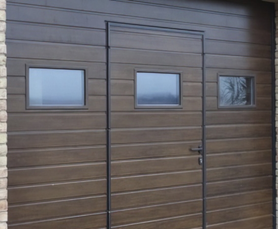 Ворота с окнами в Новоалександровске