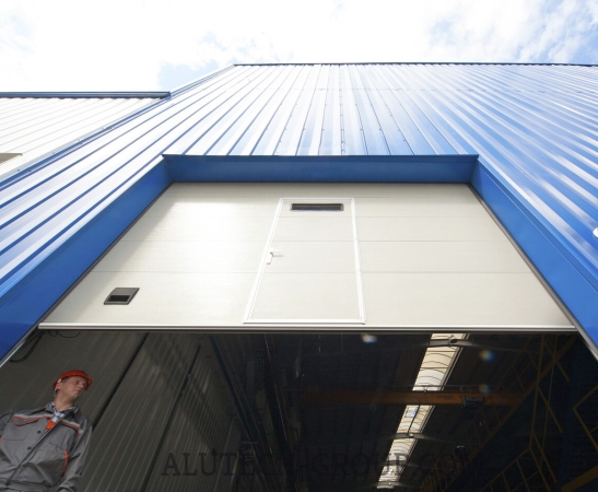 Промышленные ворота Алютех Protrend в Новоалександровске